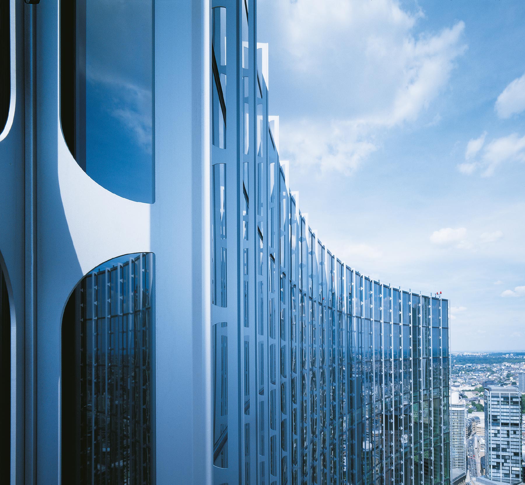Skyper Frankfurt Architektur Fassade